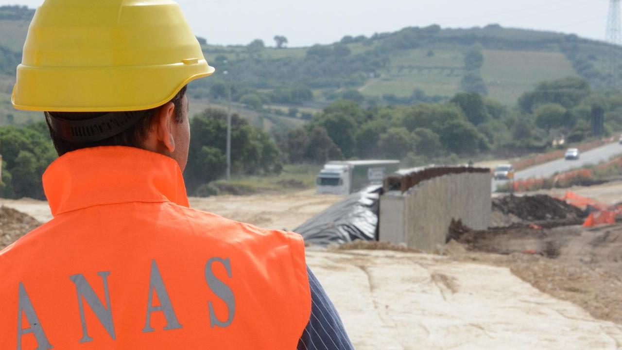 Il rapporto complicato tra l’isola e i cantieri