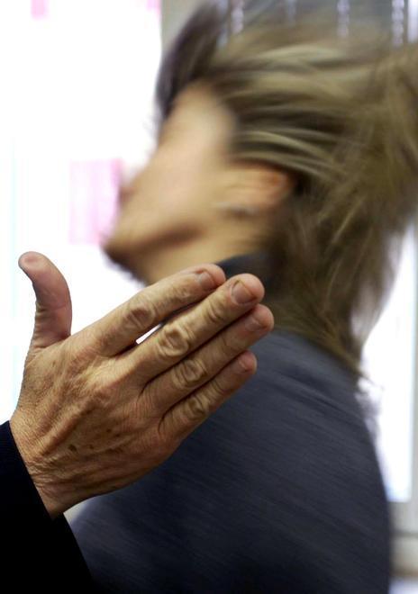 Niente mimose alla donna Botte e minacce di morte 