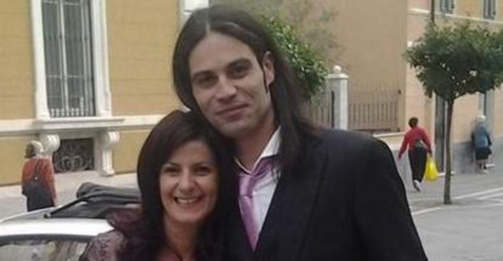 «Il mio furgone sabotato»: paura per Sandro Manfredi 