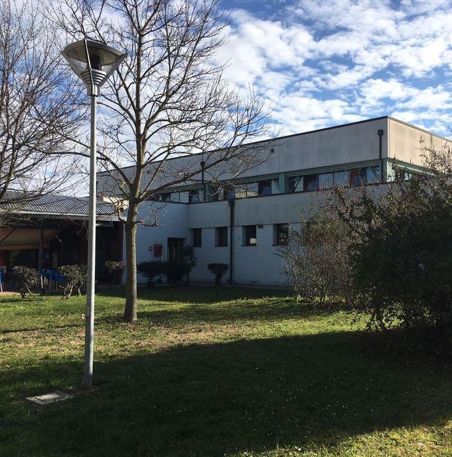 Finale. Brucia un phon nella notte, palestra del liceo inagibile 