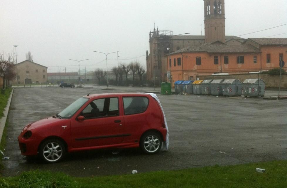 Modena, San Cataldo, il mistero dell’“auto di Vasco” 