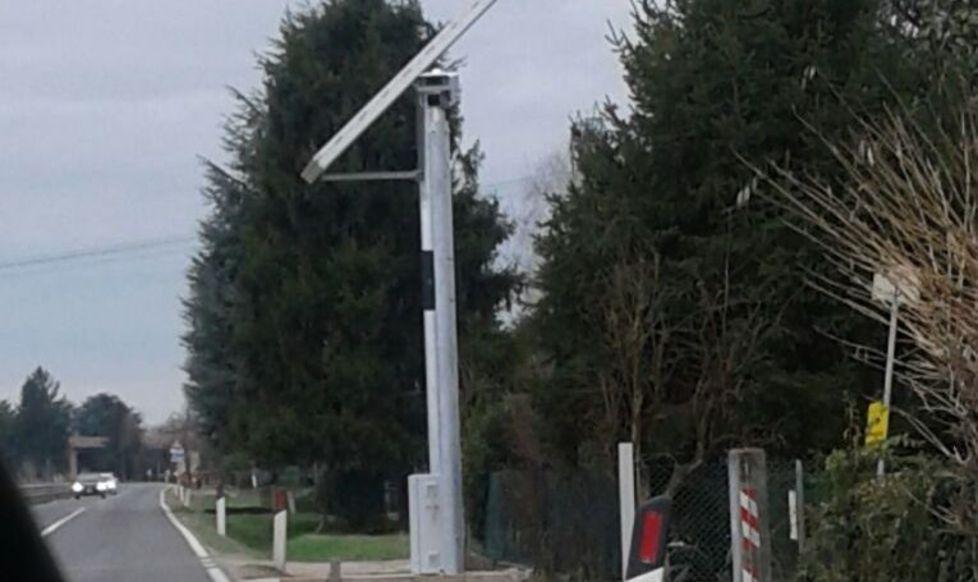 Si accende l’autovelox di Massa 