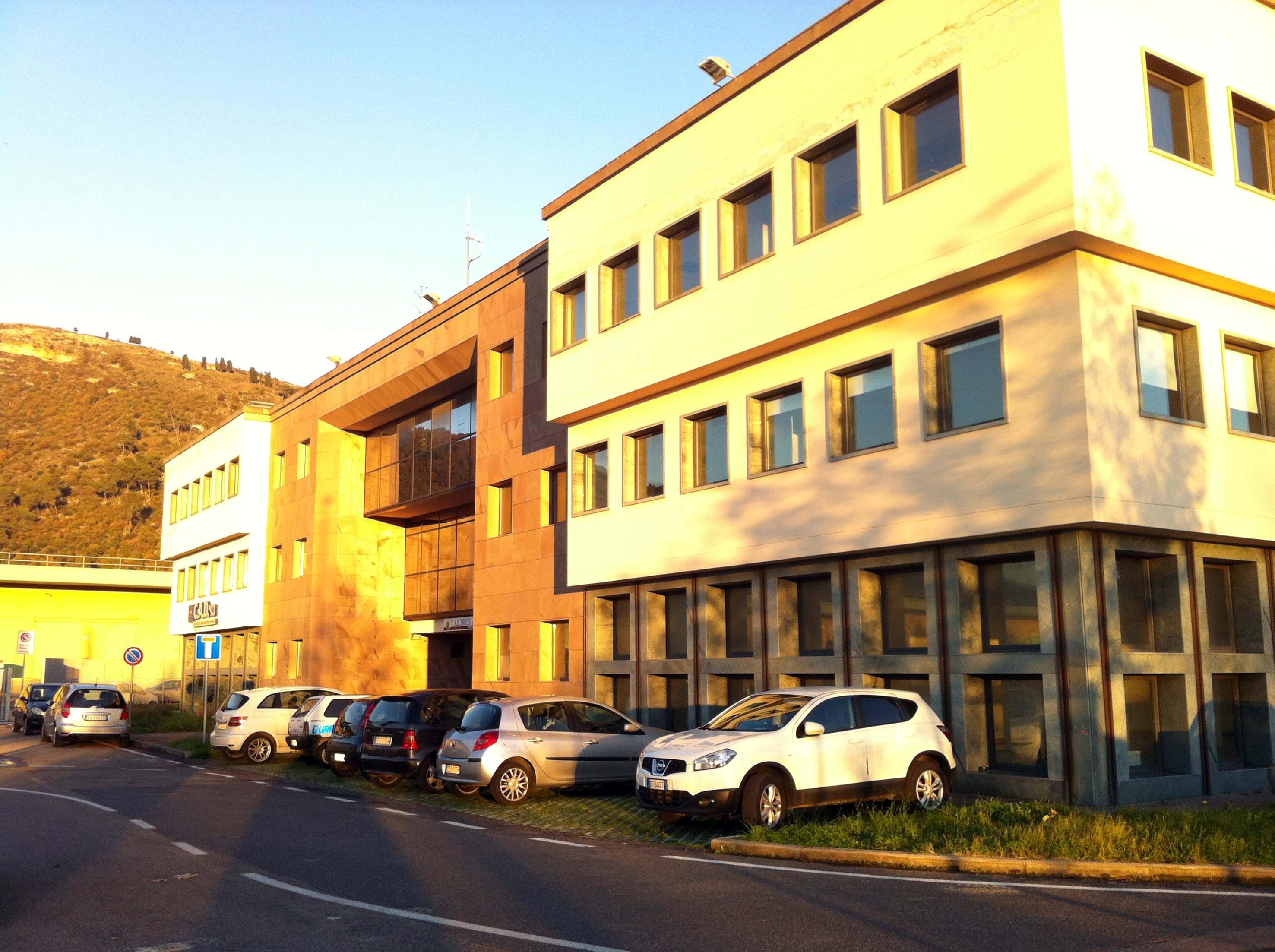 La sede pratese della Motorizzazione civile