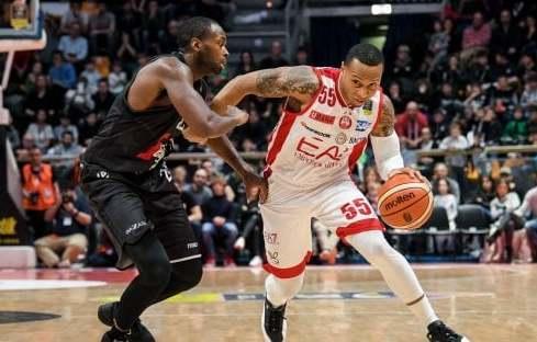 Venezia-Milano: fuga 