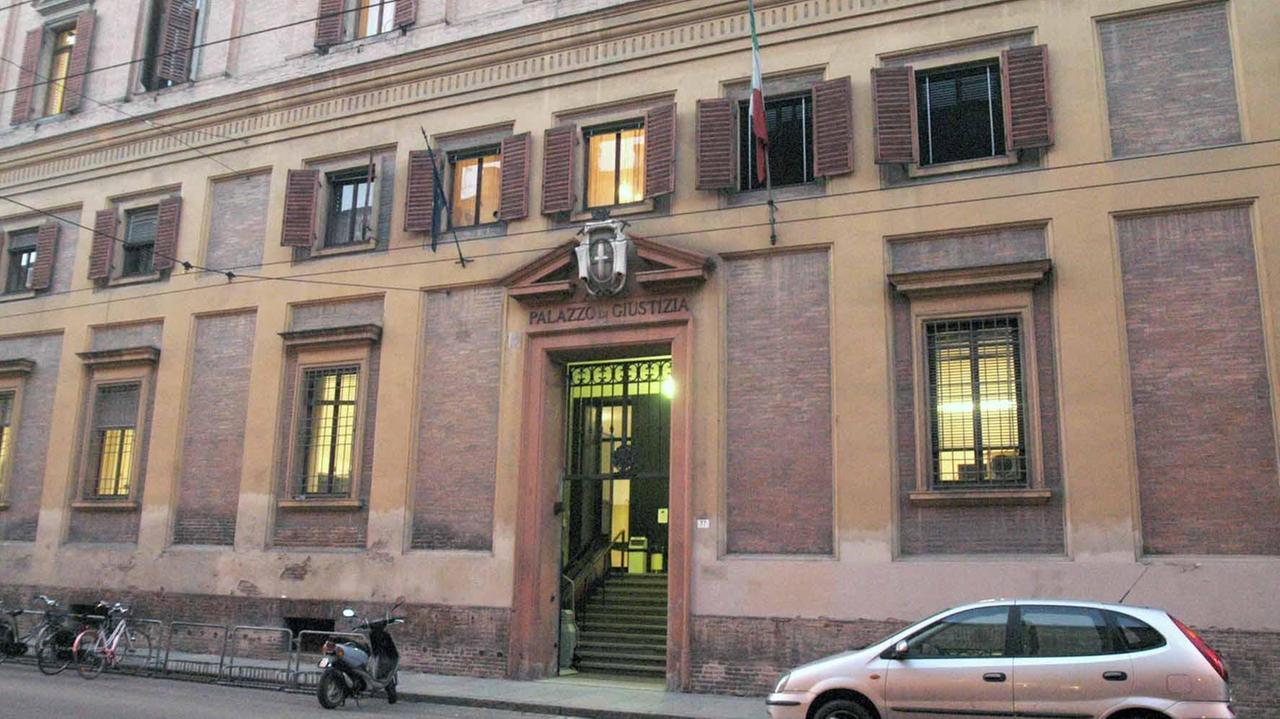 Modena, conto svuotato: anche la banca è responsabile