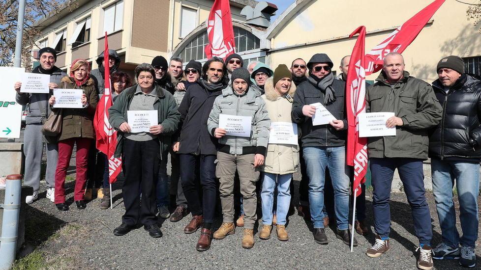 Albor, licenziati almeno 16 operai e intanto l’acquirente sparisce