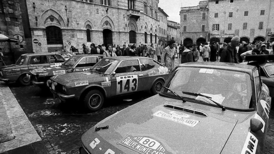 Mostra d’auto e modellismo d’epoca Anteprima in piazza e rally amarcord