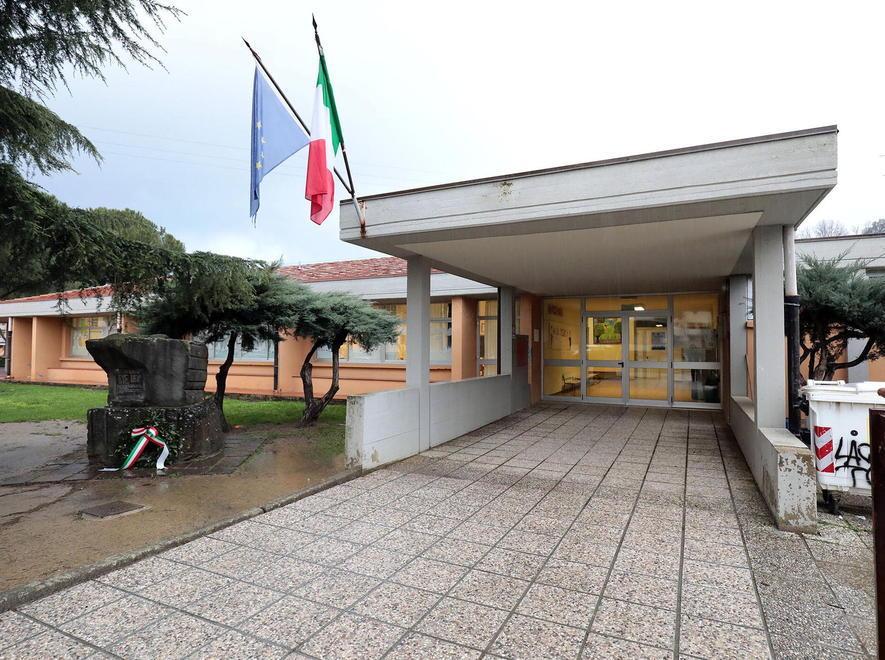 La scuola primaria di Capraia Fiorentina (Foto Agenzia Carlo Sestini)