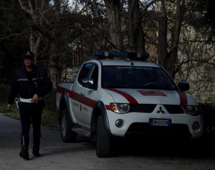 Agenti sulle Mura Identificati in otto