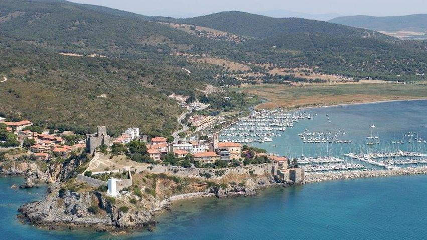 Talamone, un’altra estate senza dragaggio del porto