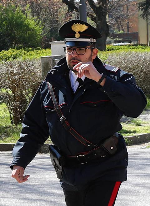 «C’è una rissa», ma a litigare è proprio lui