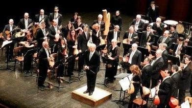 Un musicista per ogni anno della storia dell’orchestra
