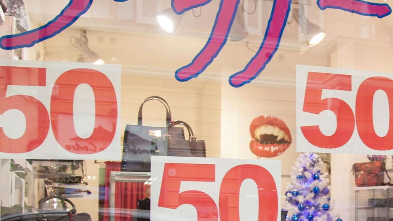 Saldi, giù le vendite nell’isola