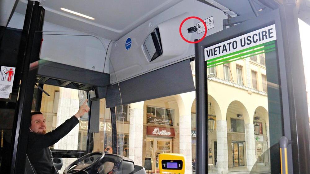 Telecamere sui bus, spesi due milioni di euro ma sono spente