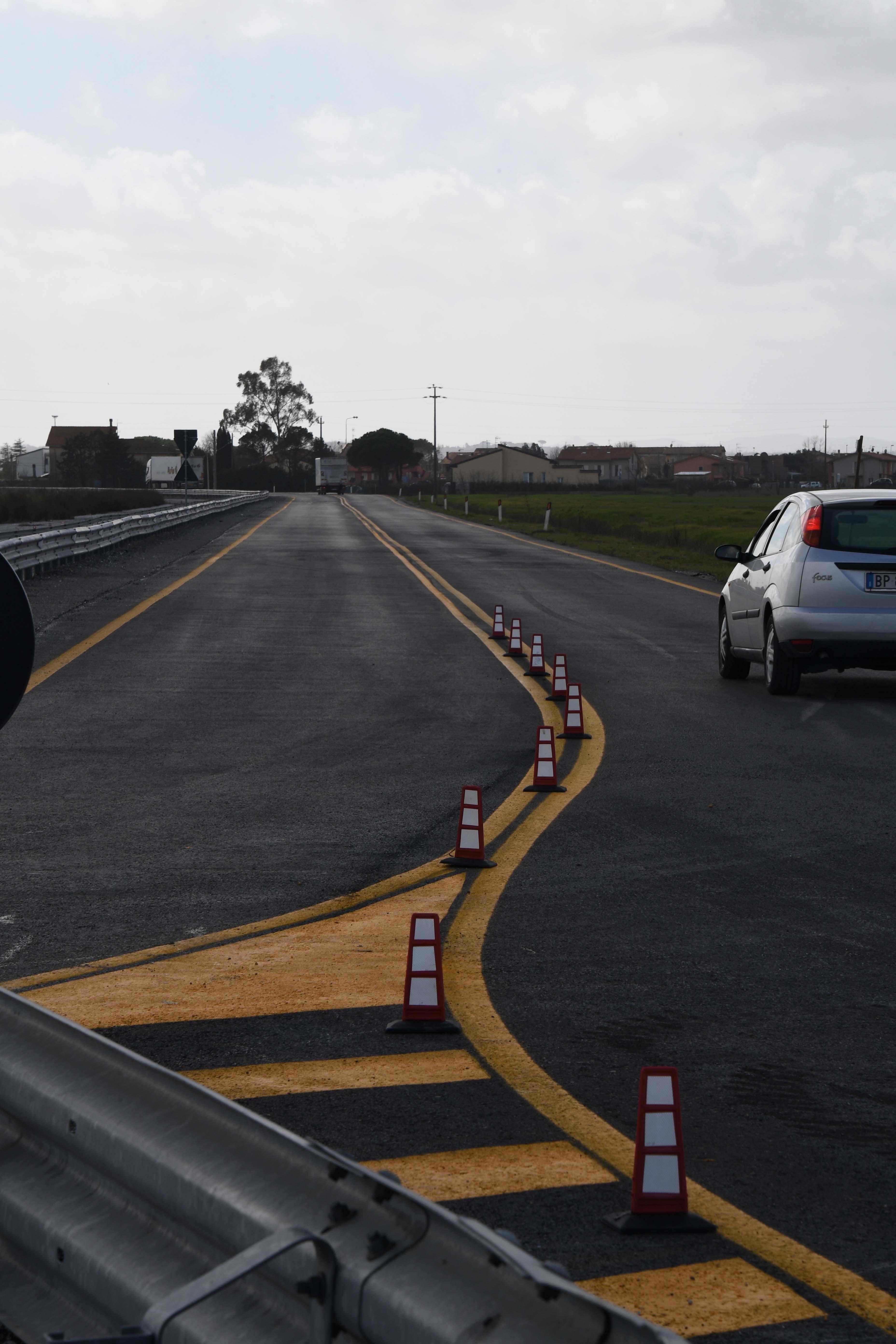 Il nuovo asfalto sulla Strada di Patto (Foto Silvi)