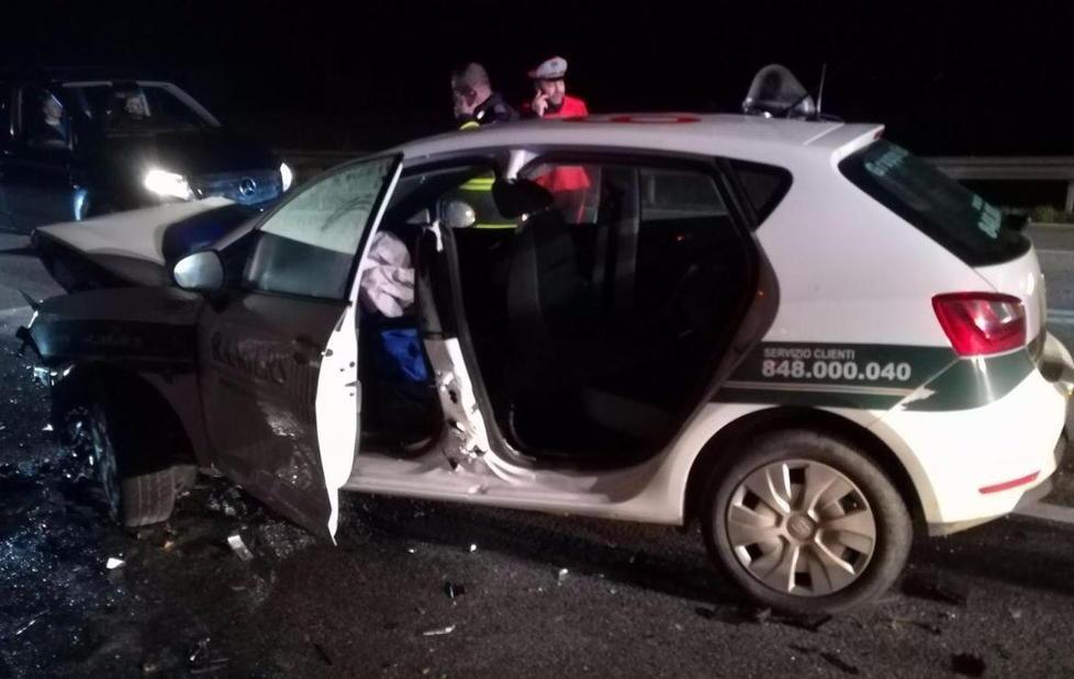 Ex comandante dei vigili muore nello schianto con l’auto 