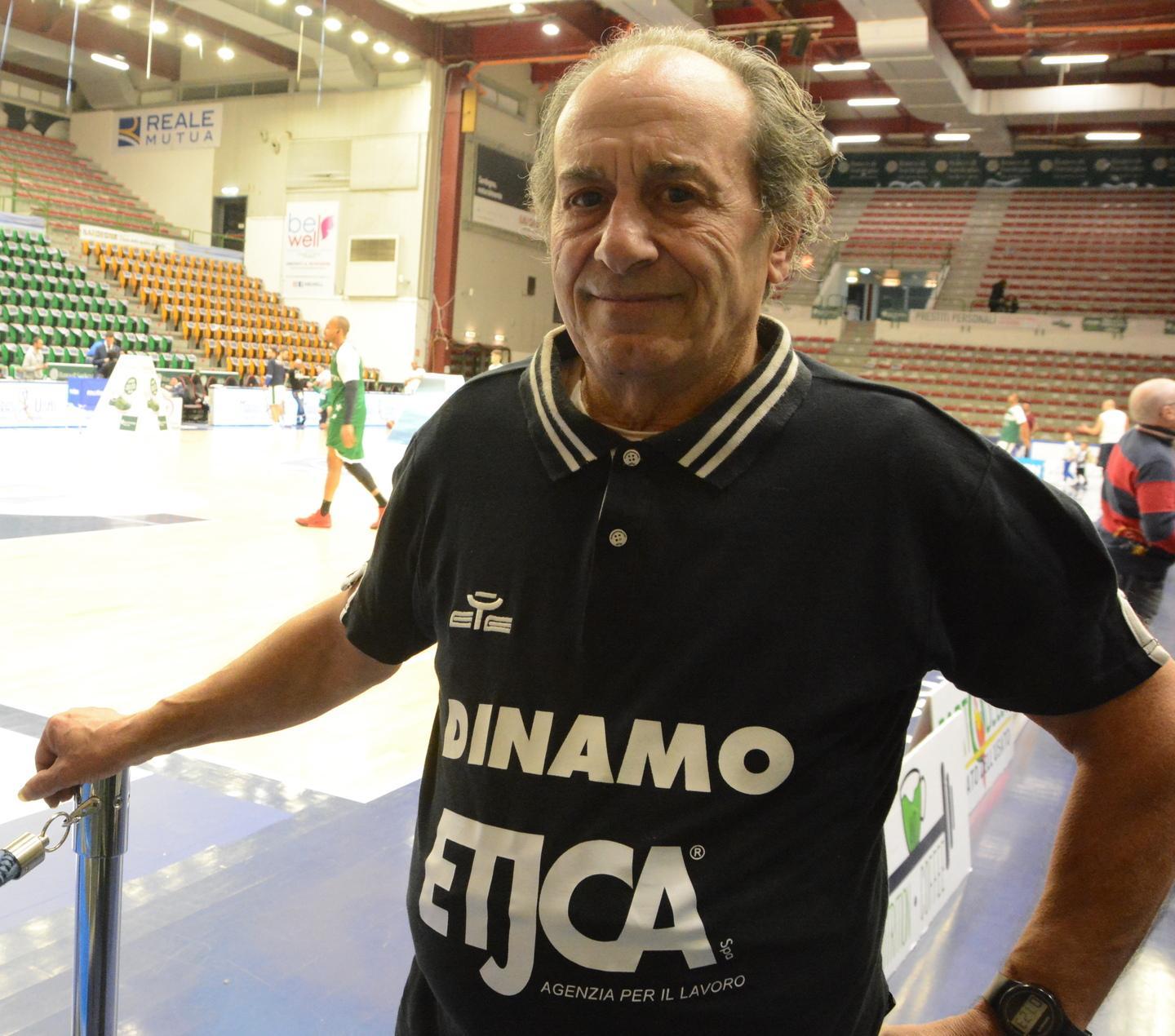 Il film maker e l’infermiera angeli custodi alla Dinamo