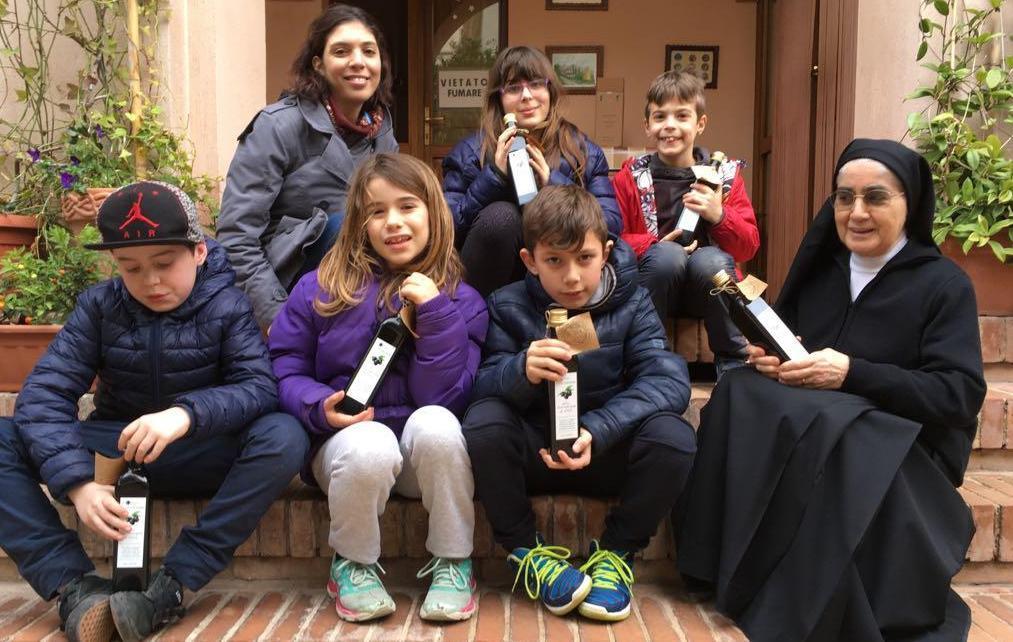 L’Olio giovane sulla mensa dei poveri 