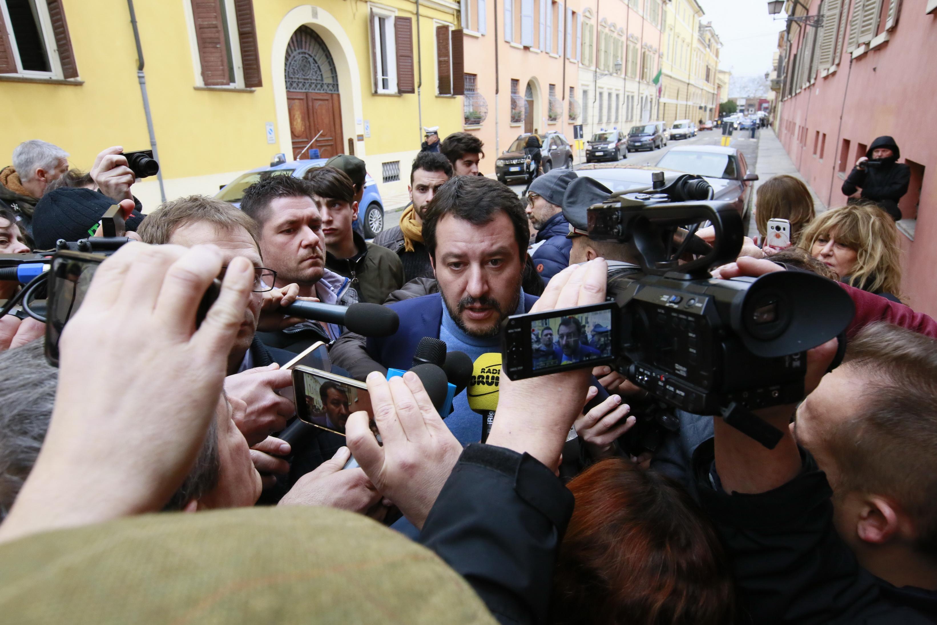 Elezioni a Modena. Salvini: "Controlliamo le 4mila schede nulle"