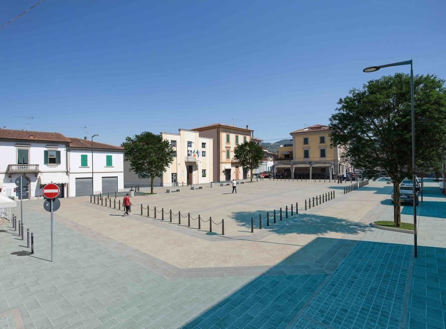 Piazza Quattro Novembre torna sede del mercato settimanale 
