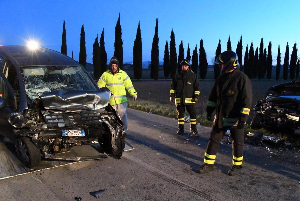 Coppia deceduta nel frontale 