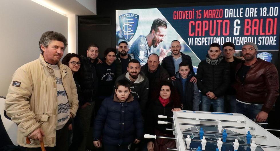 Il popolo azzurro abbraccia Caputo 
