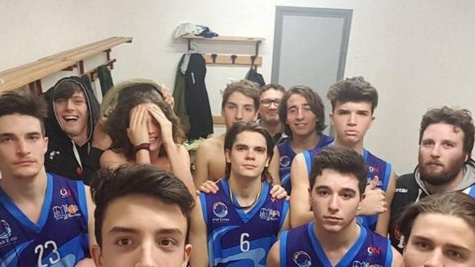 Serataccia al tiro, Under 20 ko
