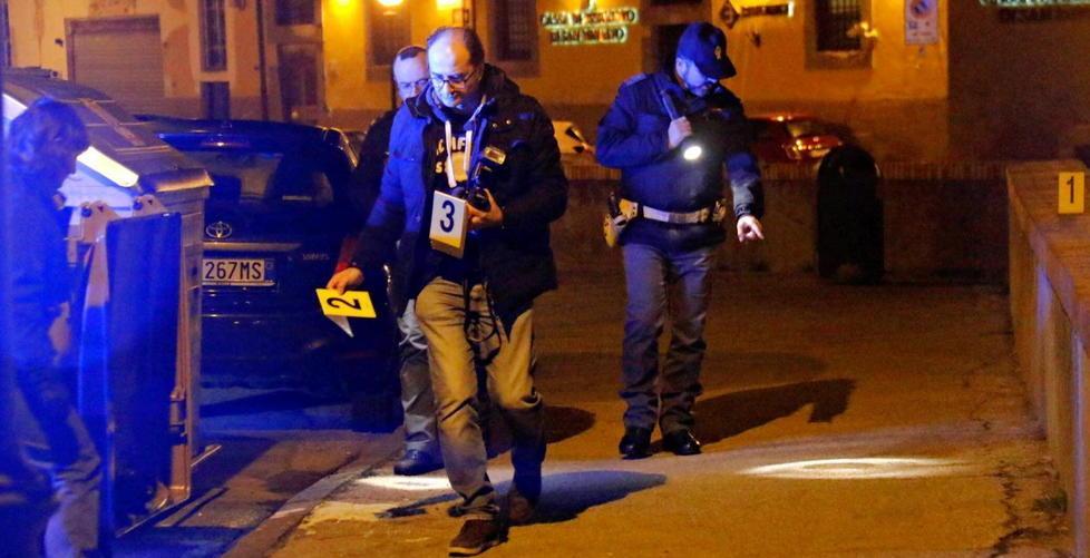 Coltelli, sangue e paura «Pensavo mi uccidessero» 