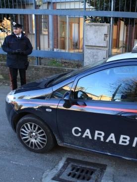 Accusati di spaccio vicino scuola 