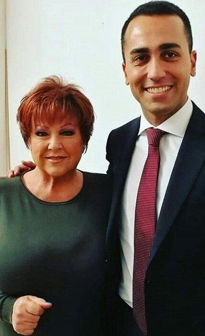 Orietta Berti, politologa del Sol levante 