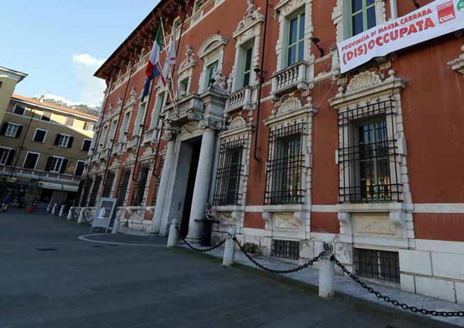Sos della Provincia: non ci sono i soldi per strade e scuole 