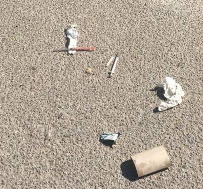 Spaccio e siringhe all’asilo La rabbia delle mamme