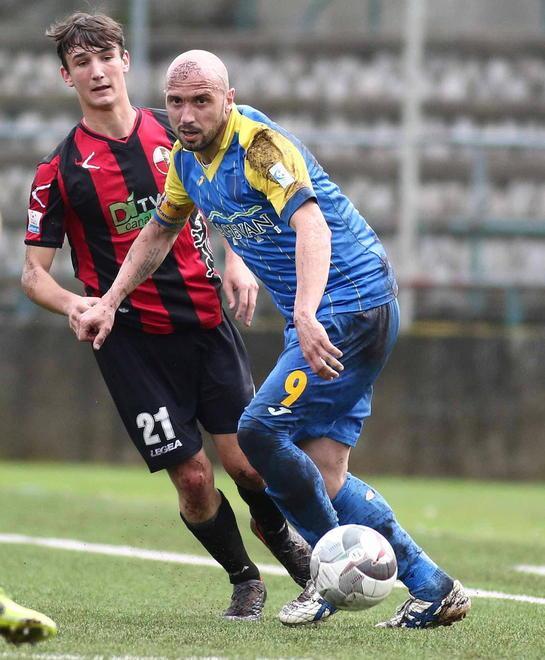 l’autore della seconda rete è al suo settimo sigillo in campionato