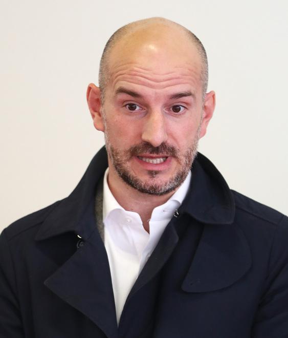 Pd, Calvano resta in sella e apre ai sindaci civici 