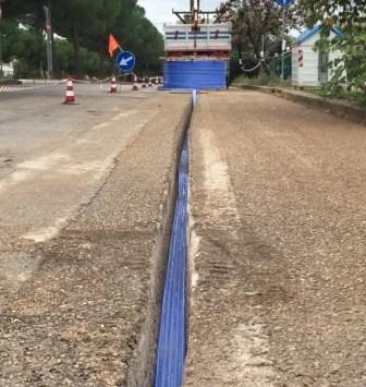 Le mini trincee di “Open Fiber” in mezza città