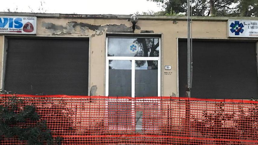 La fine dell’ex dispensario, sporco e abbandonato