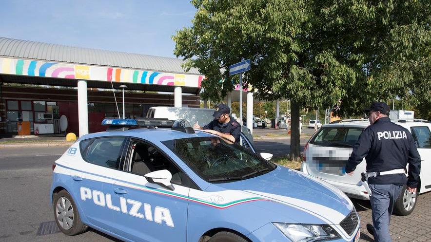 Modena, benzinaio rapinato dell’incasso