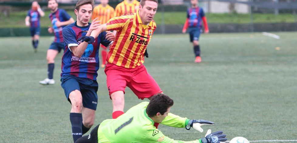 Soccer Saliceta, poker per la vetta 