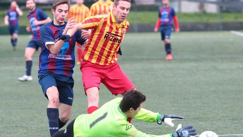 Soccer Saliceta, poker per la vetta
