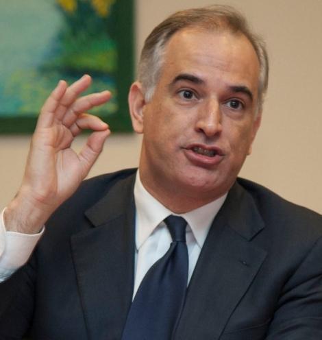 Un progettoreso pubblico da Mauro Pili