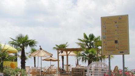 In concessione l’area verde davanti alla spiaggia libera