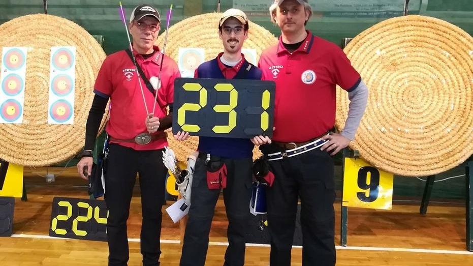 Tiro con l’arco, doppietta Nevischi