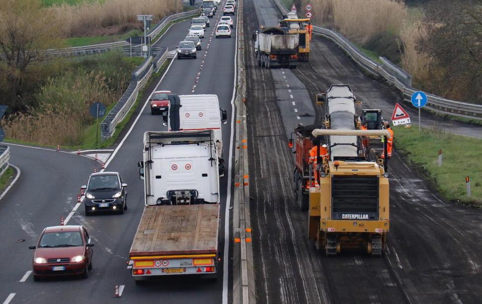 Lavori sulla Variante, si viaggia su una corsia