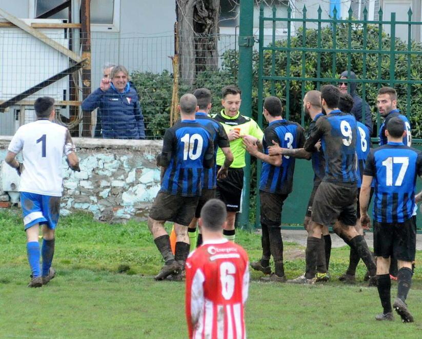 Spagnesi vede più nero che azzurro 