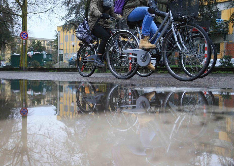 «Invece della fontana, sistemate le ciclabili» 