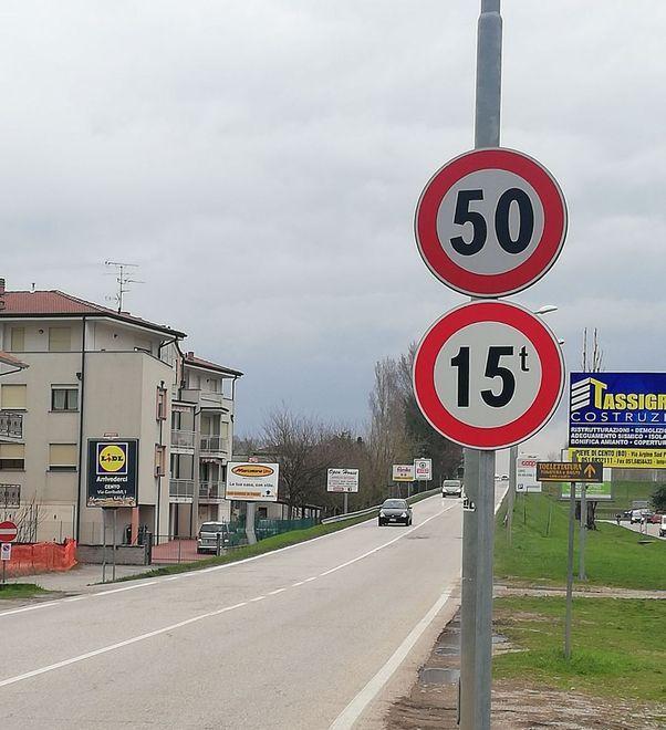 Il ponte Nuovo sul Reno off limits per mezzi pesanti