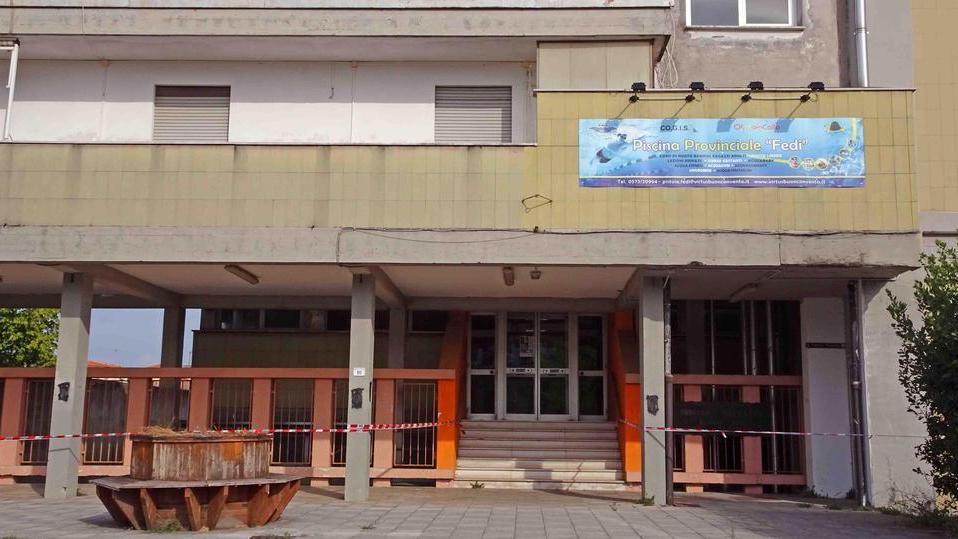 Checcucci: piscina Fedi, la Provincia si muova