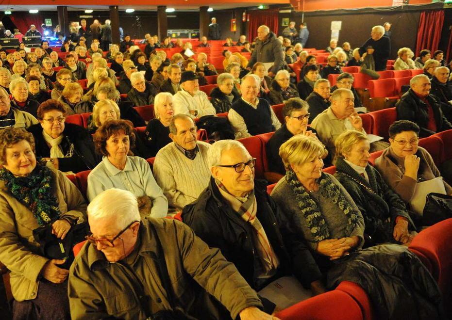 I soci Unicoop discutono il bilancio