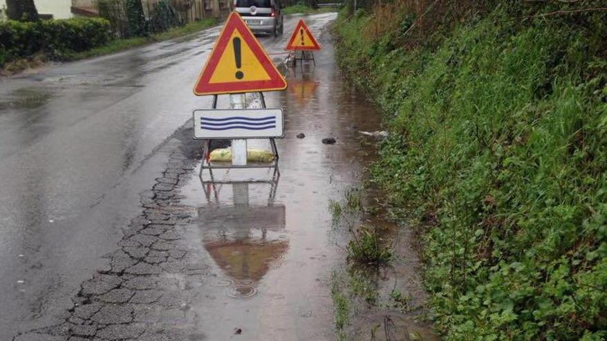 Il sindaco a Menesini «Intervenite a Stiava la strada è pericolosa»