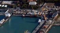 Sos a tutti i Comuni contro l’ampliamento del porto di Carrara